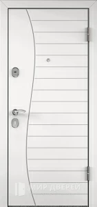 Белая глянцевая входная дверь №26 внешняя - фото